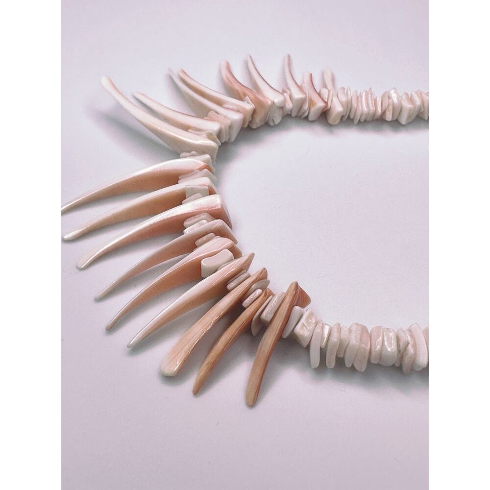 Tiger Shell Seashell Necklace - Picture 3 of 4